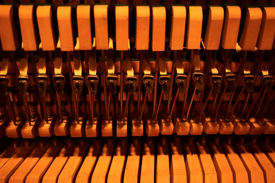 Reliable Restringing Baltimore, MD Reliable Restringing Baltimore, MD